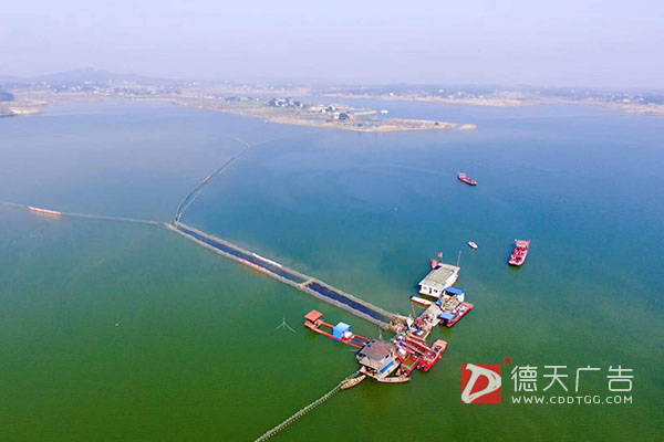常德市德天廣告有限公司,品牌設(shè)計(jì),活動策劃,影視攝制,廣告設(shè)備租賃,媒體廣告推廣,